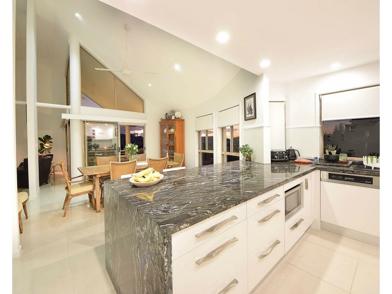1/87 Albatross Avenue, Mermaid Beach QLD 4218