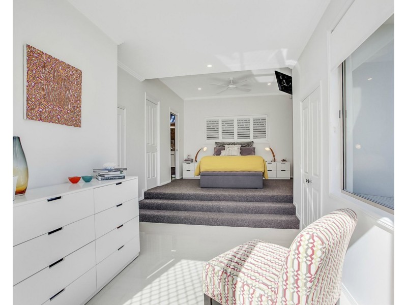 1/87 Albatross Avenue, Mermaid Beach QLD 4218
