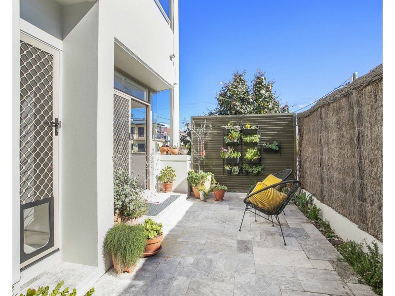 1/87 Albatross Avenue, Mermaid Beach QLD 4218