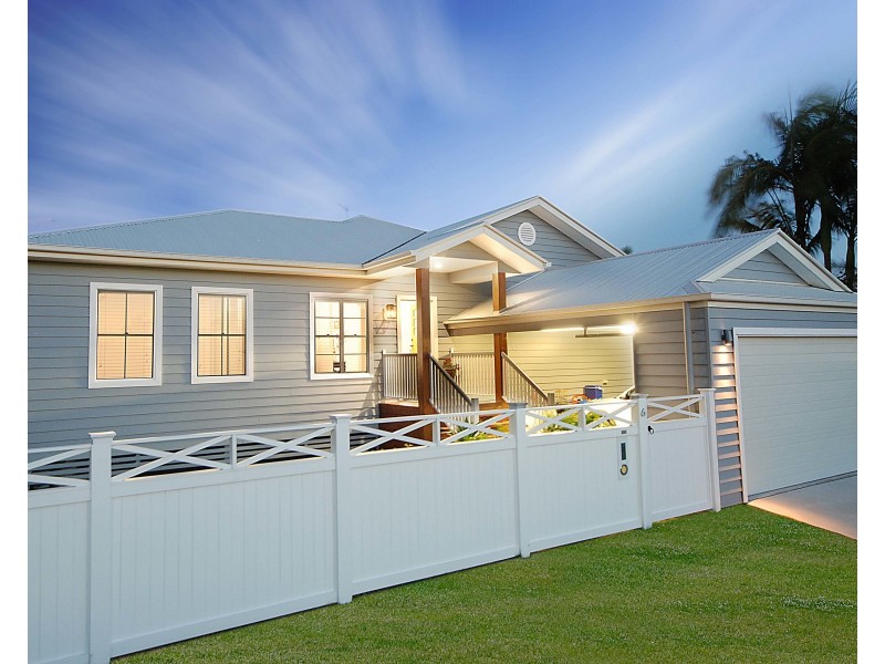 6 Babbler Court, Burleigh Waters QLD 4220