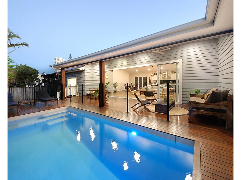 6 Babbler Court, Burleigh Waters QLD 4220