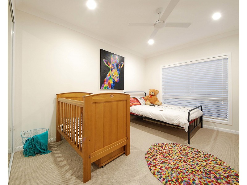 6 Babbler Court, Burleigh Waters QLD 4220