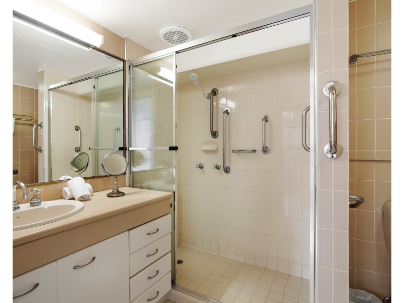 29/2 Goodwin Tce, Burleigh Heads QLD 4220