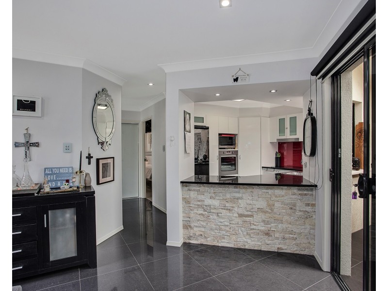 1/15 Miami Shore Parade, Miami QLD 4220