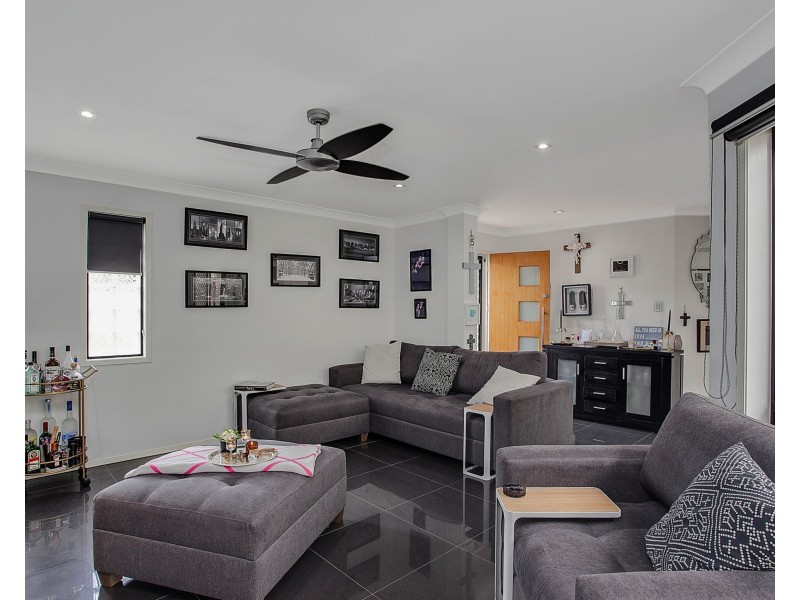 1/15 Miami Shore Parade, Miami QLD 4220