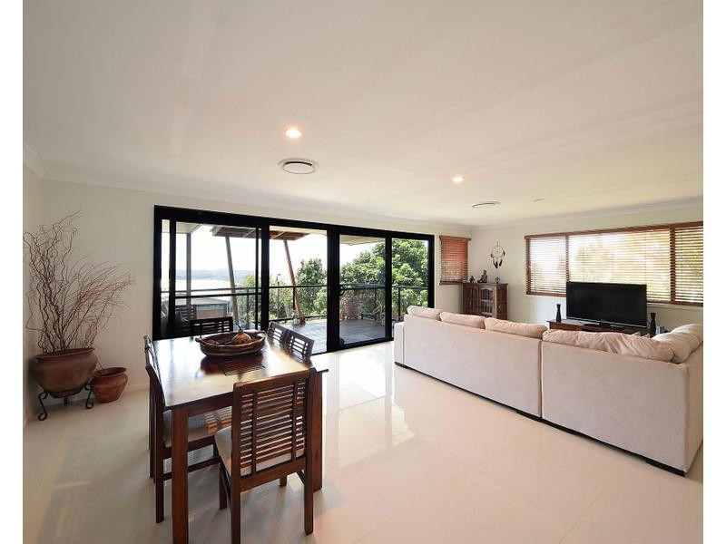 31/2 Ridgeline Way, Highland Park QLD 4211