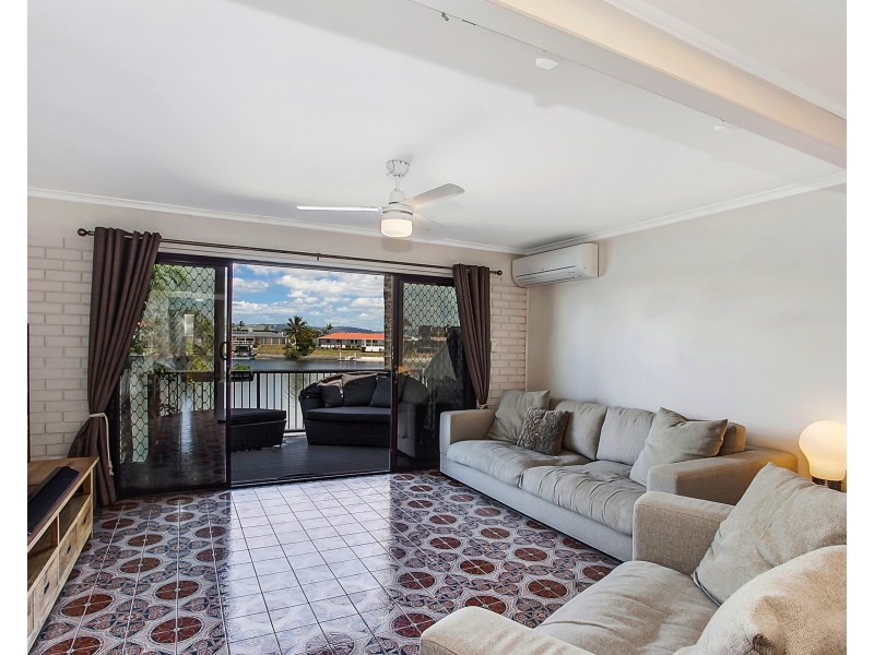 9/17-21 Duet Dr, Mermaid Waters QLD 4218