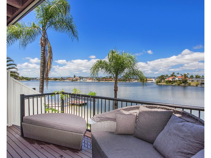 9/17-21 Duet Dr, Mermaid Waters QLD 4218