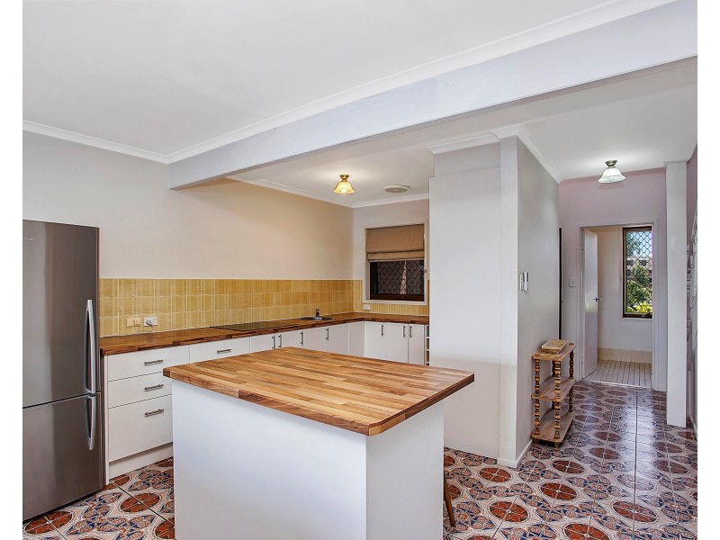 9/17-21 Duet Dr, Mermaid Waters QLD 4218