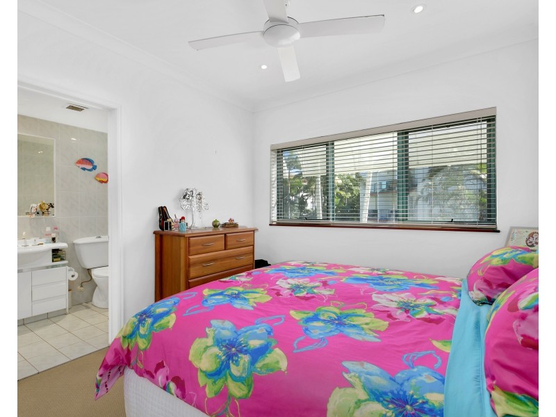 7/28 Marine Pde, Miami QLD 4220