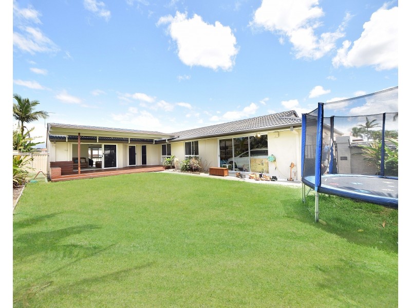 51 Pintail Crescent, Burleigh Waters QLD 4220