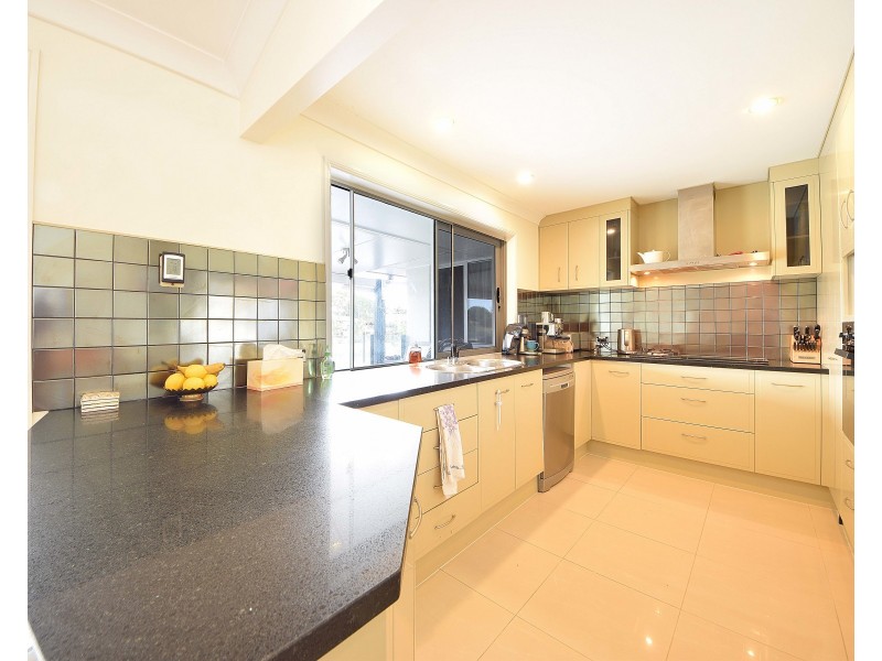 51 Pintail Crescent, Burleigh Waters QLD 4220