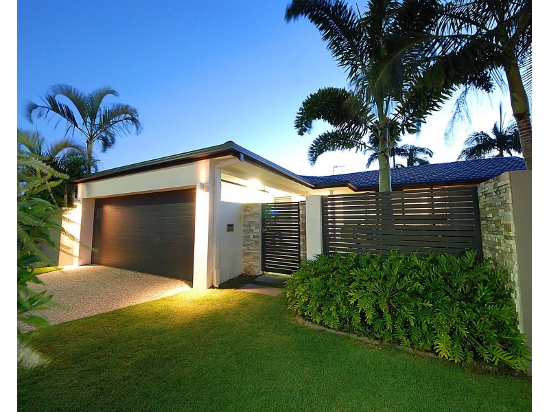 34 Coronet Cres, Burleigh Waters QLD 4220
