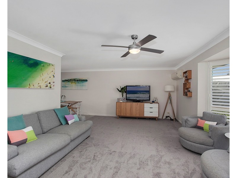 34 Coronet Cres, Burleigh Waters QLD 4220