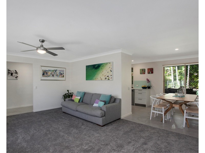 34 Coronet Cres, Burleigh Waters QLD 4220