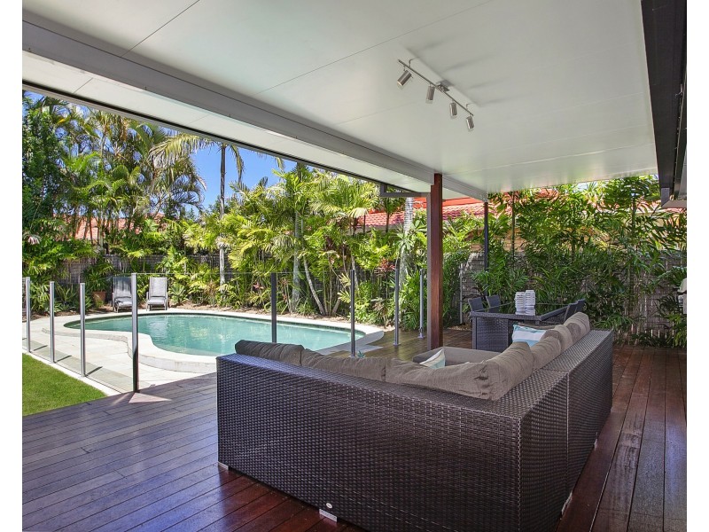 34 Coronet Cres, Burleigh Waters QLD 4220