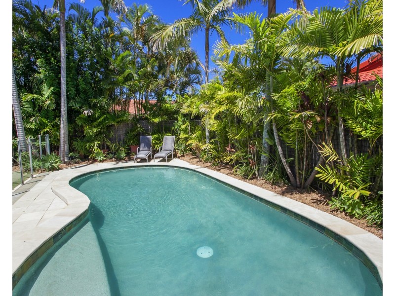 34 Coronet Cres, Burleigh Waters QLD 4220