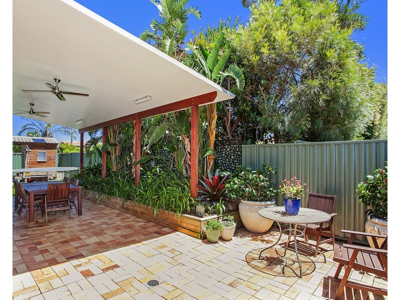 36 Pintail Cres, Burleigh Waters QLD 4220