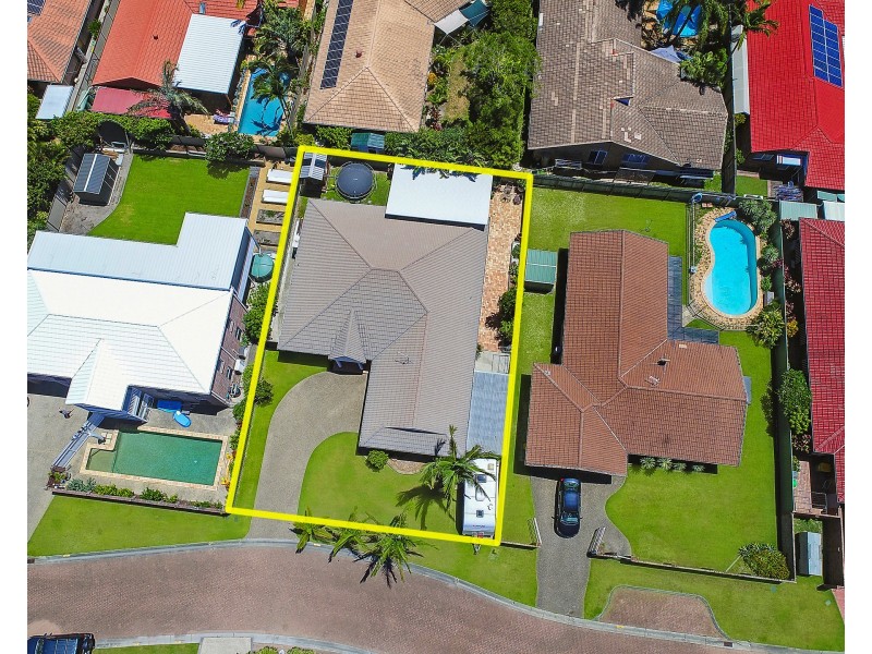 36 Pintail Cres, Burleigh Waters QLD 4220