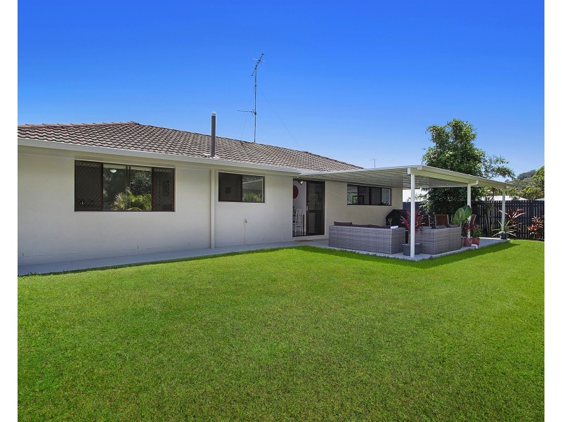 158 Acanthus Ave, Burleigh Waters QLD 4220