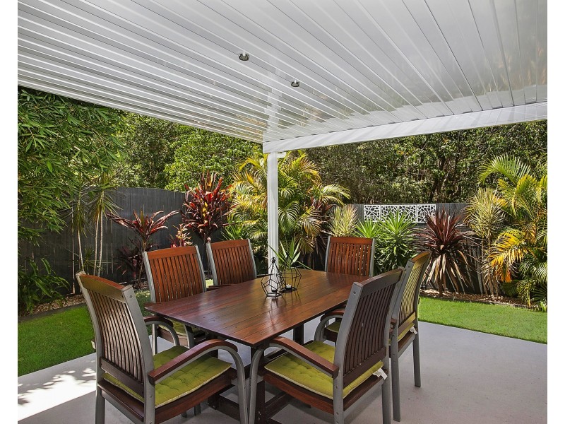 158 Acanthus Ave, Burleigh Waters QLD 4220