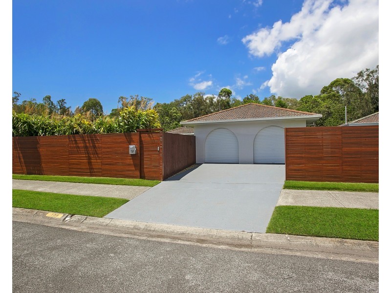 158 Acanthus Ave, Burleigh Waters QLD 4220