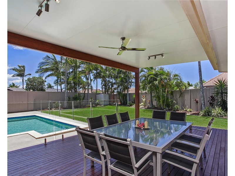 7 Yodelay St, Varsity Lakes QLD 4227