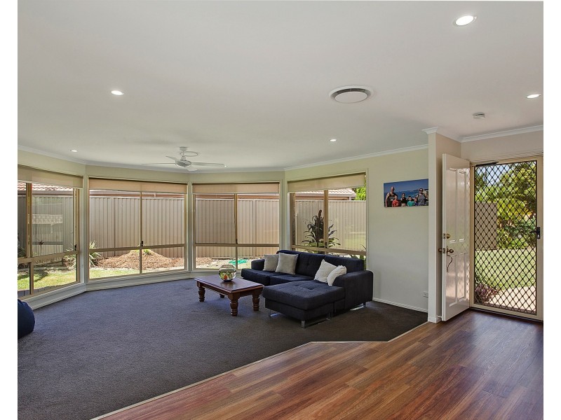 7 Yodelay St, Varsity Lakes QLD 4227