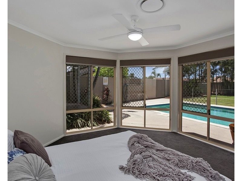 7 Yodelay St, Varsity Lakes QLD 4227
