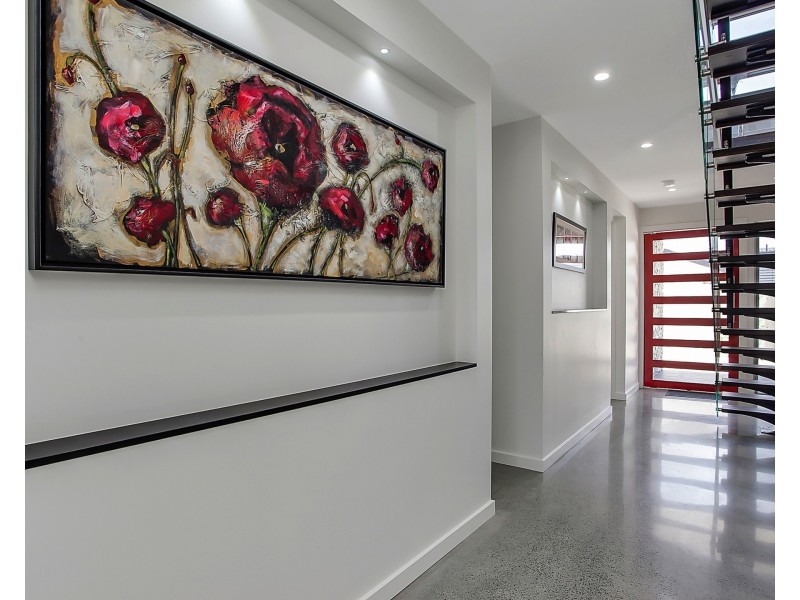 22B Seahawk Crescent, Burleigh Waters QLD 4220