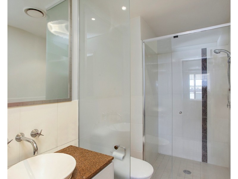 40/251 Varsity Parade, Varsity Lakes QLD 4227