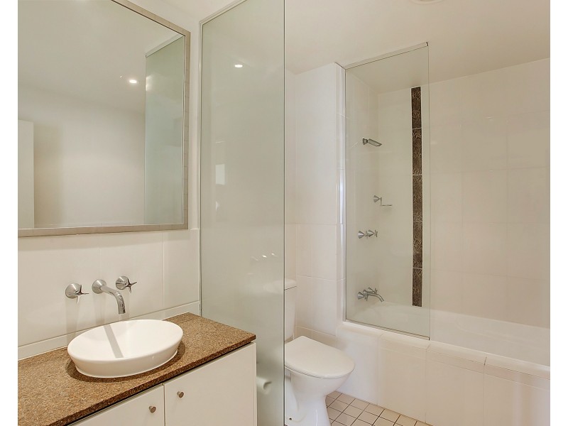 40/251 Varsity Parade, Varsity Lakes QLD 4227