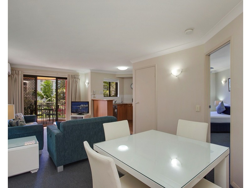 34/5 Fourth Avenue, Burleigh Heads QLD 4220