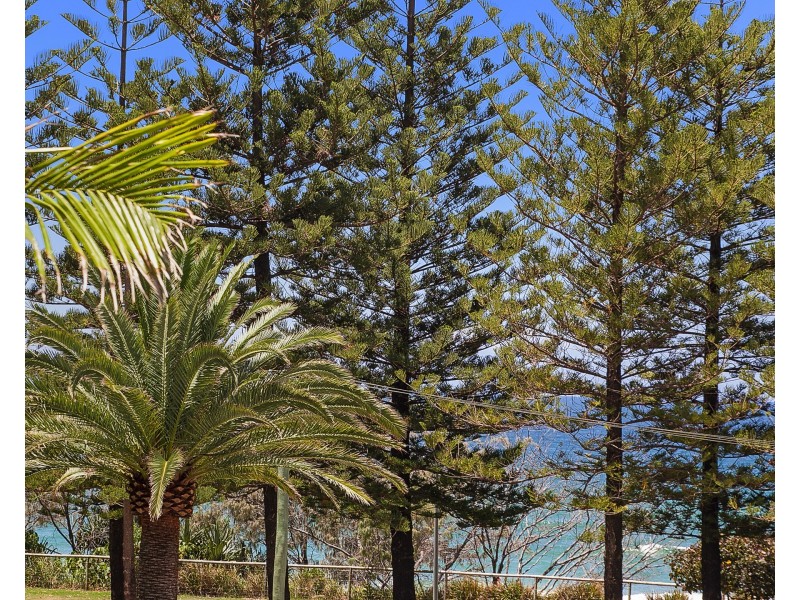 34/5 Fourth Avenue, Burleigh Heads QLD 4220