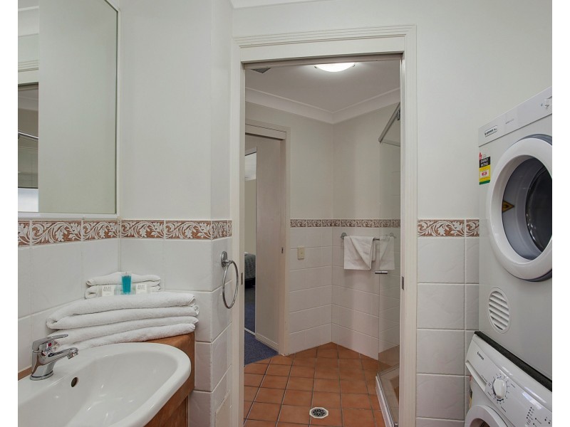 34/5 Fourth Avenue, Burleigh Heads QLD 4220