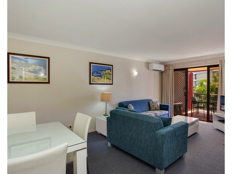 34/5 Fourth Avenue, Burleigh Heads QLD 4220