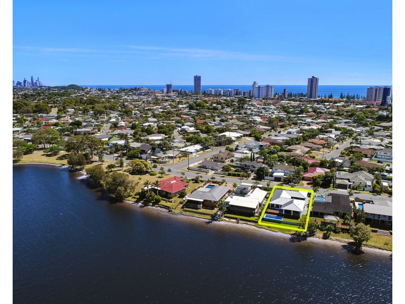 76 Burleigh Street, Burleigh Waters QLD 4220