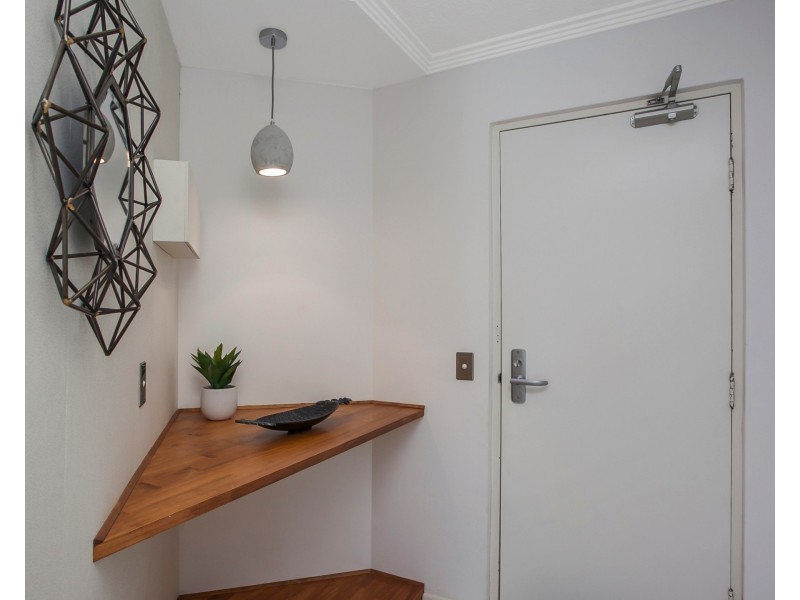 5/1941 Gold Coast Highway, Burleigh Heads QLD 4220