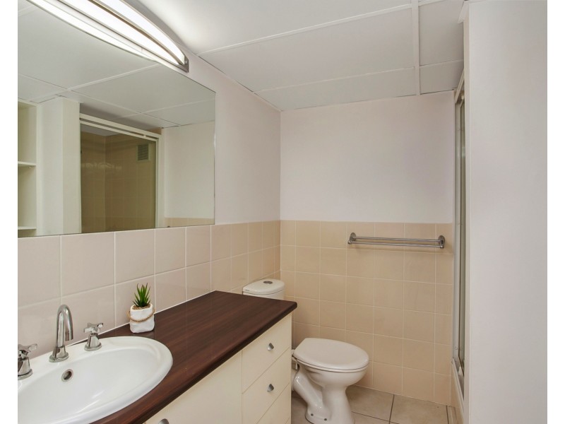 5/1941 Gold Coast Highway, Burleigh Heads QLD 4220