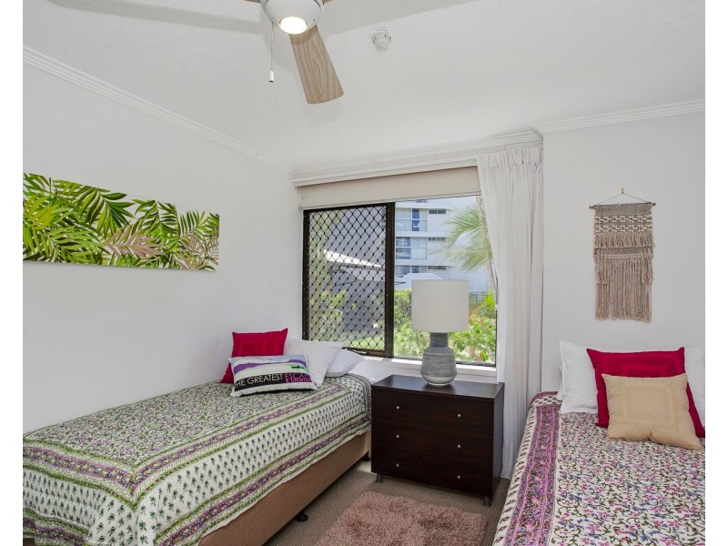 5/1941 Gold Coast Highway, Burleigh Heads QLD 4220