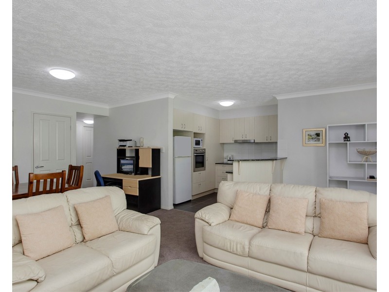 16/6 Fifth Avenue, Burleigh Heads QLD 4220