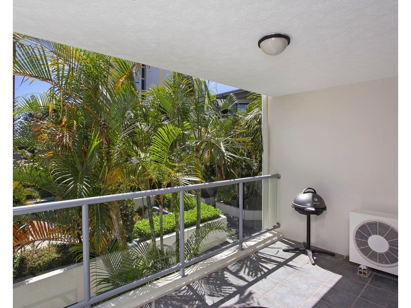 16/6 Fifth Avenue, Burleigh Heads QLD 4220