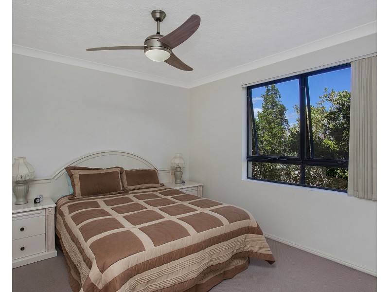 16/6 Fifth Avenue, Burleigh Heads QLD 4220