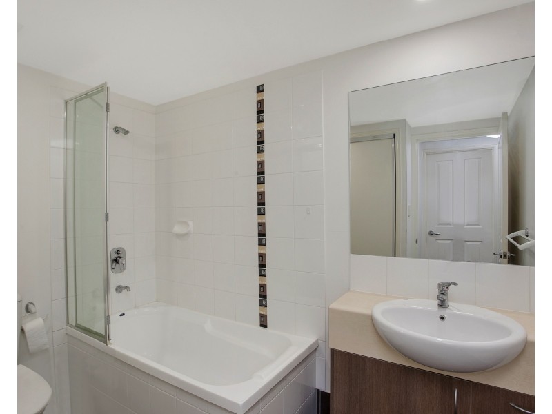 16/6 Fifth Avenue, Burleigh Heads QLD 4220