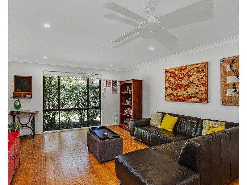 12/12 Landau Court, Miami QLD 4220