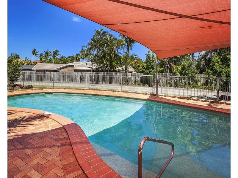 12/12 Landau Court, Miami QLD 4220