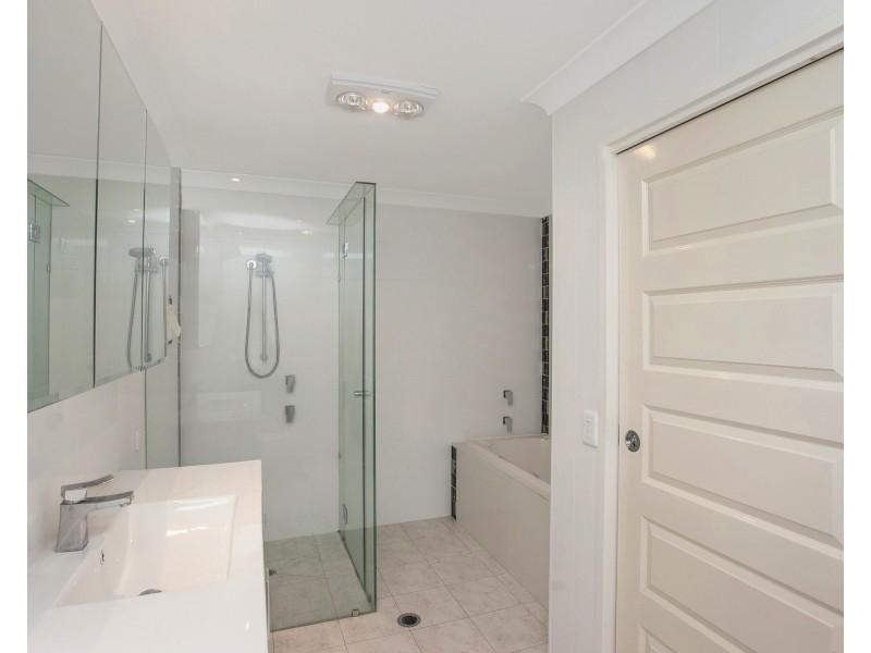 12/12 Landau Court, Miami QLD 4220