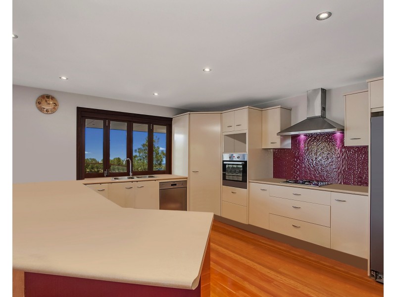 52 Honeyeater Dr, Burleigh Waters QLD 4220