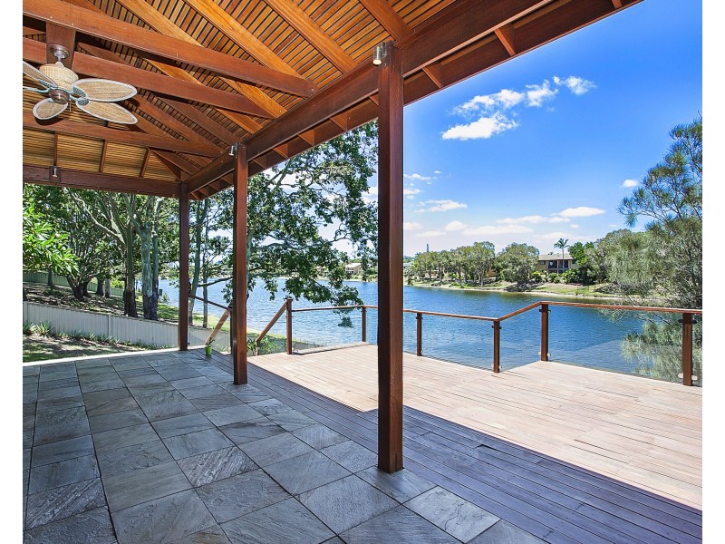 52 Honeyeater Dr, Burleigh Waters QLD 4220