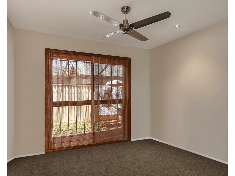 52 Honeyeater Dr, Burleigh Waters QLD 4220